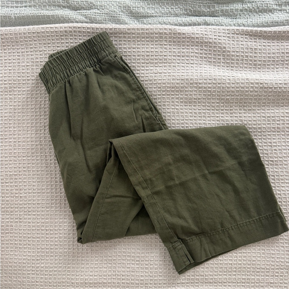 Old Navy High-Rise Wide Leg Pants in Olive